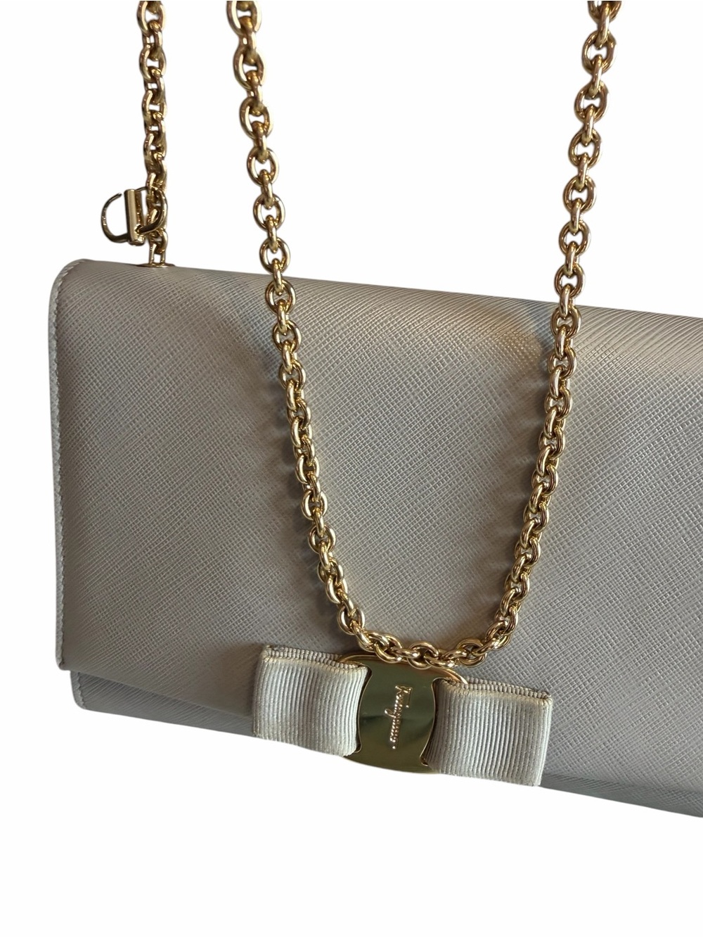 Salvatore Ferragamo Light Gray Vara Bow Chain Crossbody Bag - Picture 2 of 9